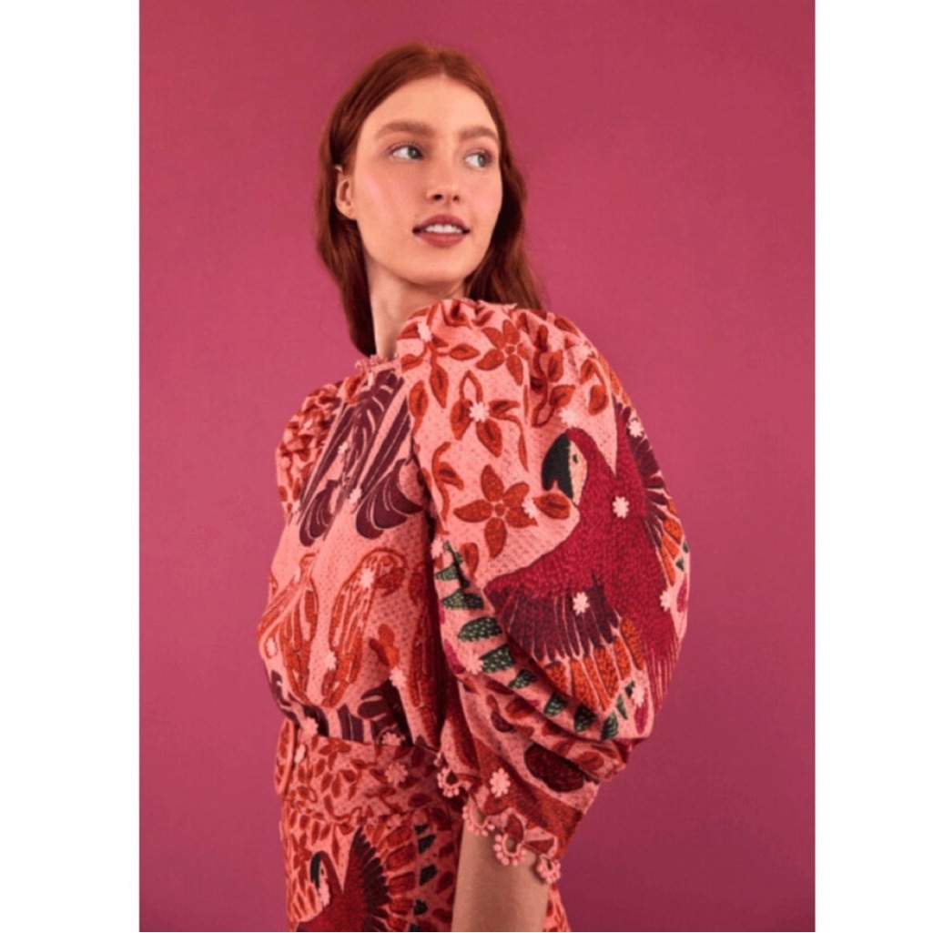 Nwt Lovely Farm Rio Ainika Print Macaws Blouse